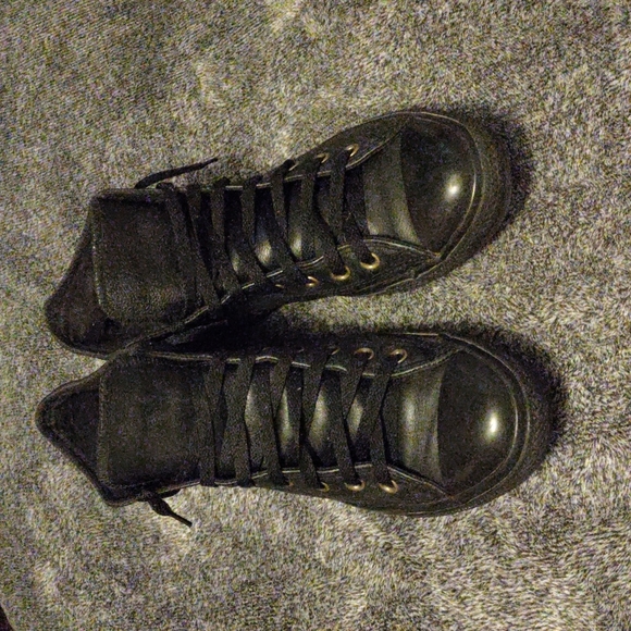 Prelove Unisex Converse Chuck Taylor All Star Leather Shoe's. - Picture 1 of 6